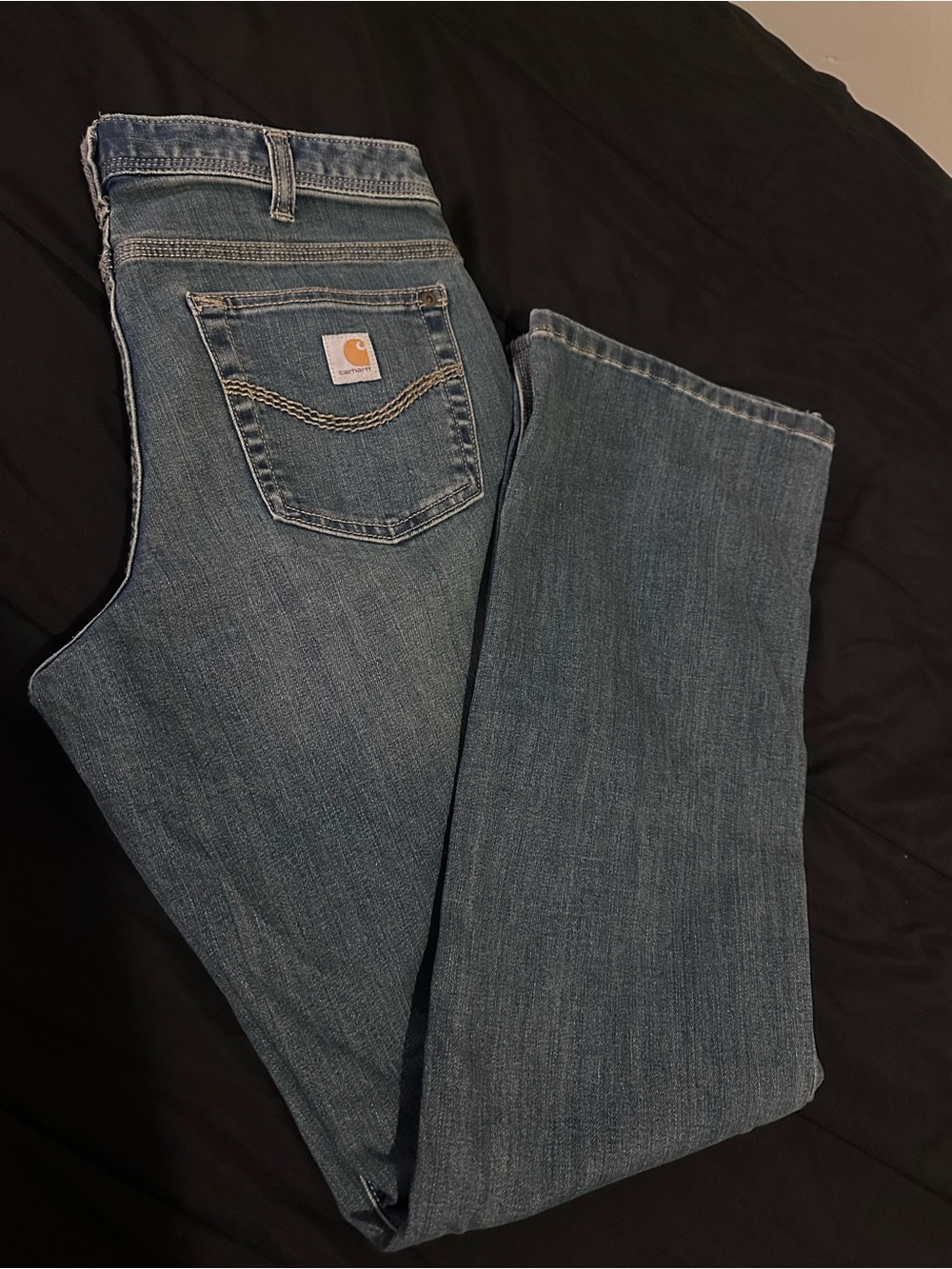 Carhartt Women’s Medium Blue Straight-Leg Jeans with Branded Pocket